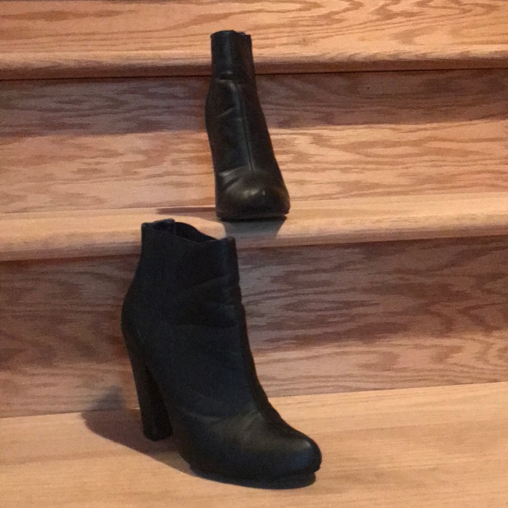 Michael Antonio Black boots